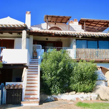 Club Degli Artisti 2 Holiday home Olbia